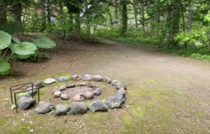 サヒナキャンプ場の焚き火炉