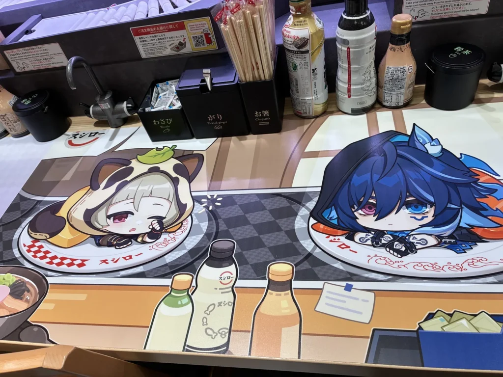 原神×スシローコラボ2025年スペシャルコラボ店舗限定のテーブルにはコラボキャラがペイントされている