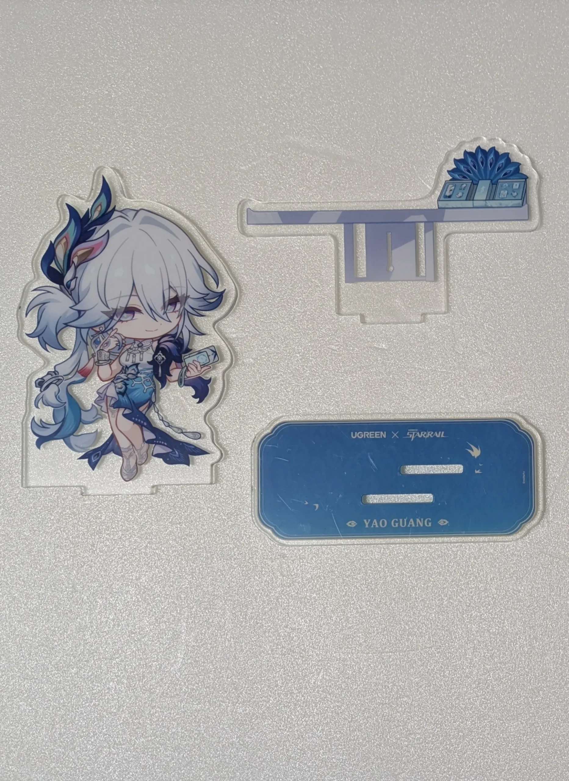 UGREEN×崩壊スターレイルの爻光アクリルスタンドのパーツ